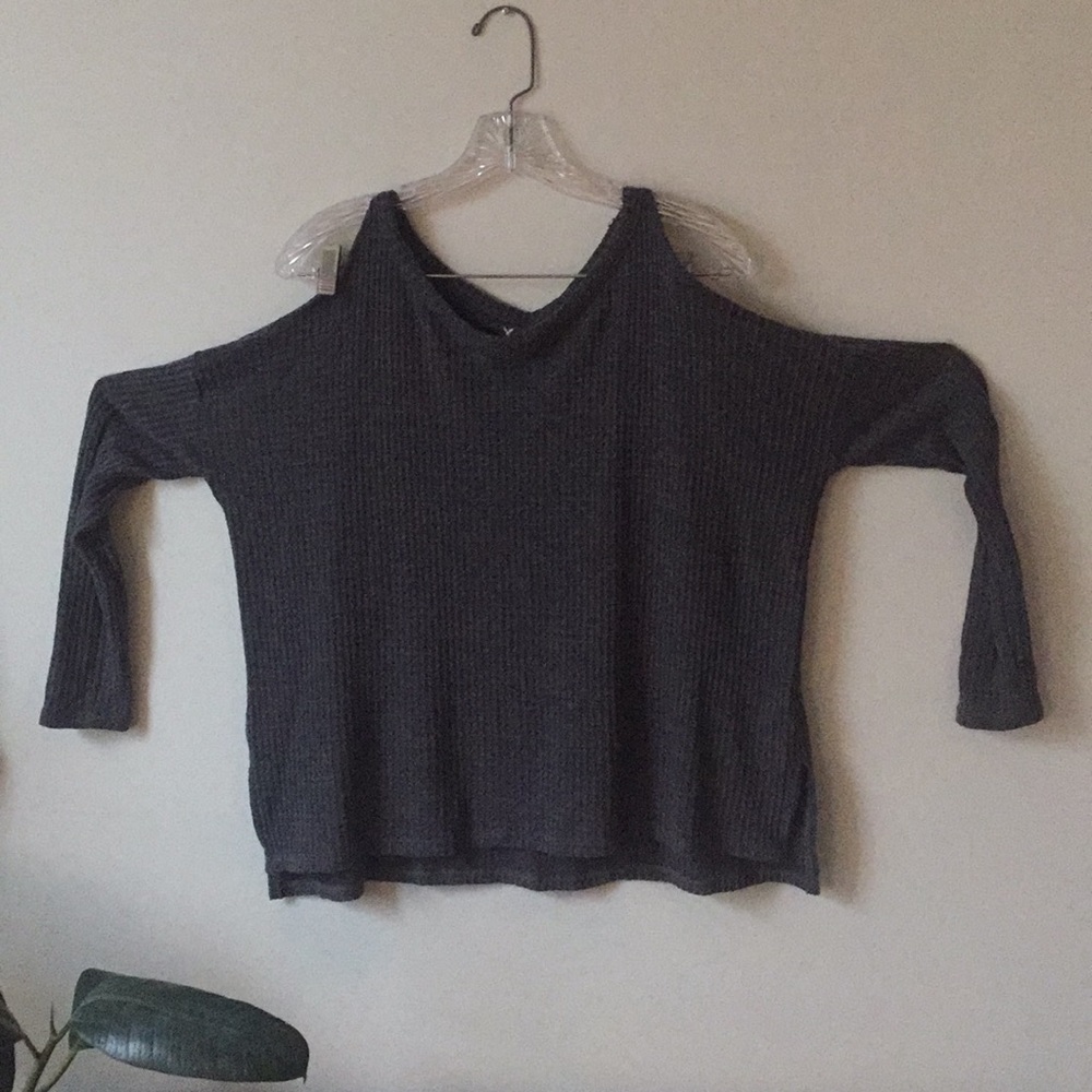 Long sleeve cut out shoulder top